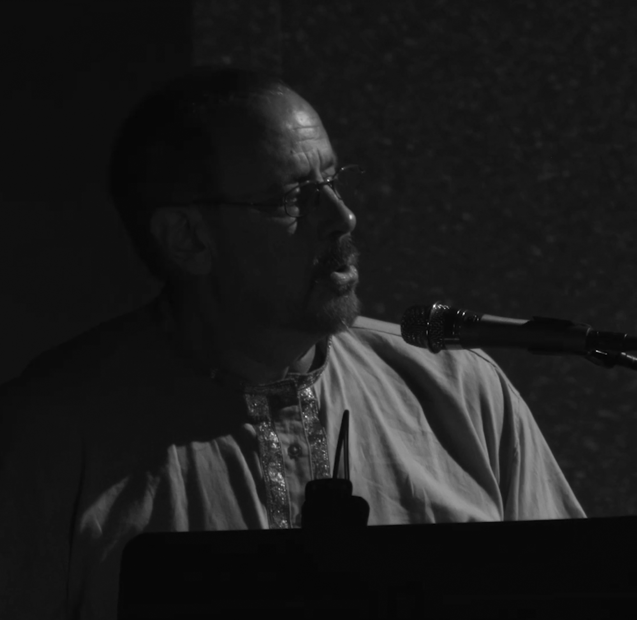 BENJY-SINGING HEADSHOT